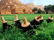 Steve McCurry, Wadi Hadramaut, Yemen, 1999.
