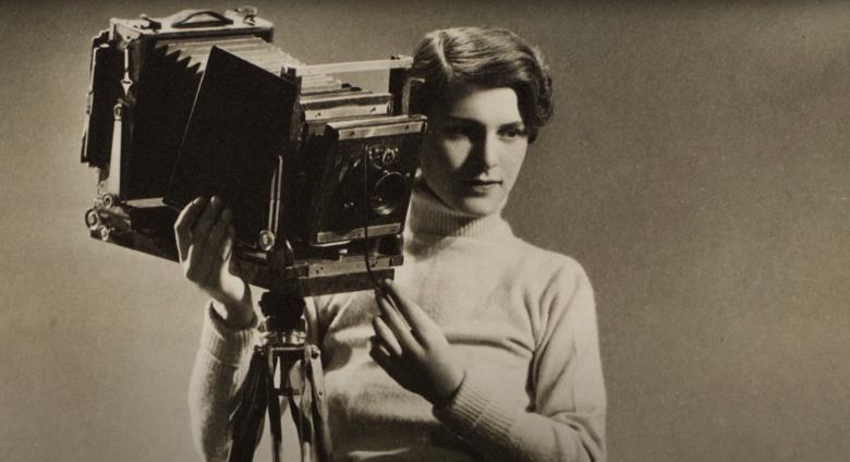 portrait, woman with camera, early 20th century