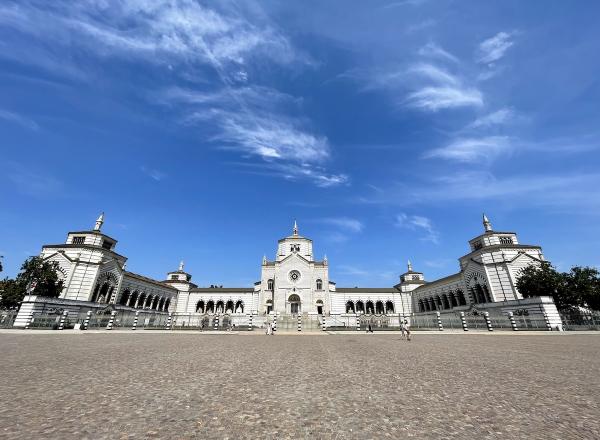 The entrance of the cemetery and the Famedio (at centre). Photo by Dani Vander Horst. 