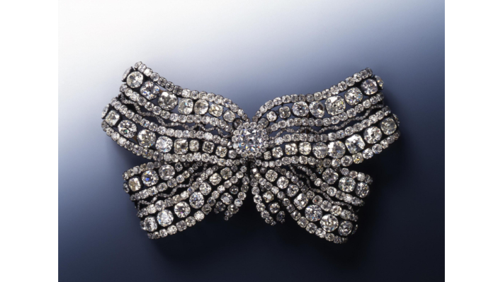 Bow belonging to Queen Amalie Auguste, Dresden, 1782.
