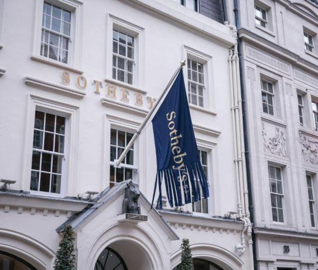 Sotheby's New Bond Street flag.